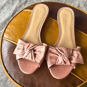 Michael Kors Willa Slide size 8